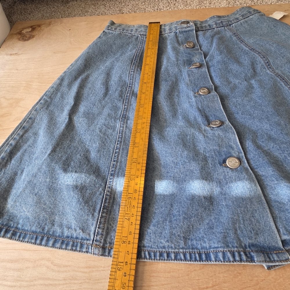 Vintage Denim Skirt Femme Fatale Denim A-Line Button Skirt - Picture 7 of 10